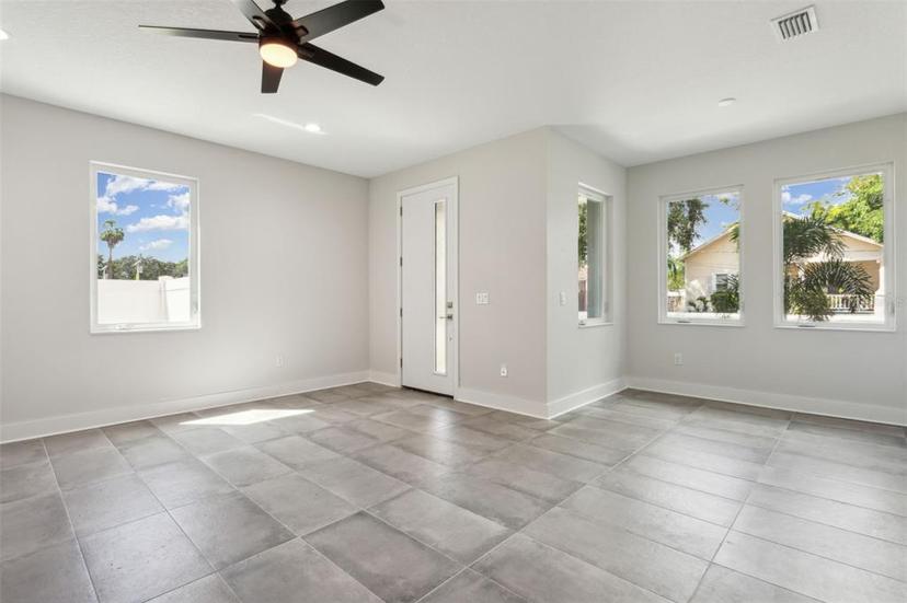 Picture of 2138 2 W Beach Street, Tampa FL 33607