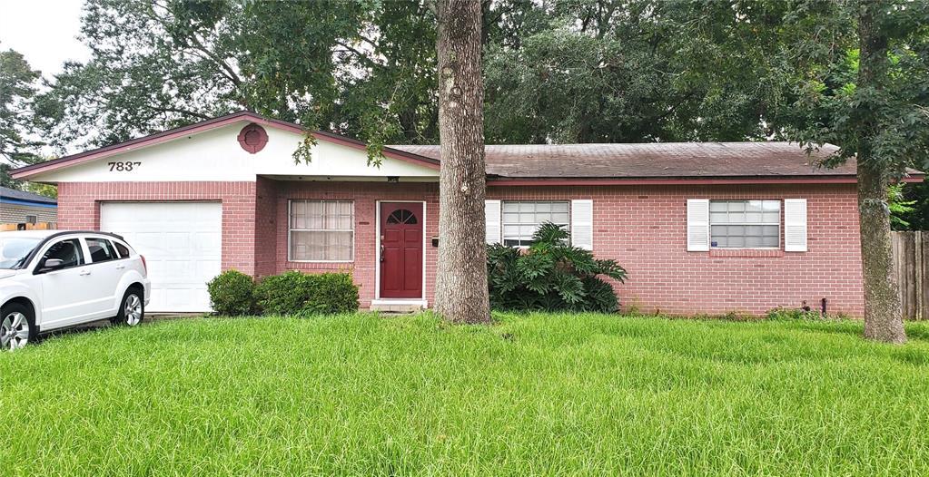 Picture of 7837 Lisa Drive E, Jacksonville, FL 32217