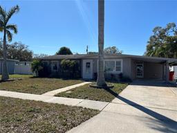 Picture of 15536 Bristol Circle E, Clearwater, FL 33764