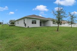 Picture of 13409 Lake Yale View Loop, Grand Island, FL 32735