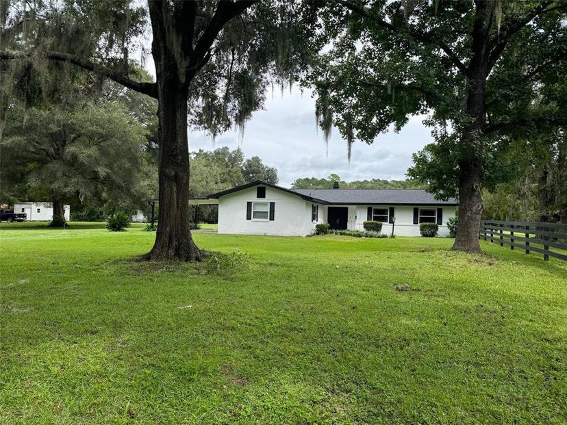 Picture of 215 NW 180Th Street, Newberry FL 32669