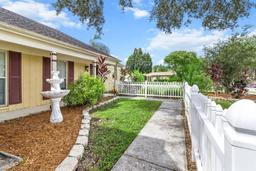 Picture of 16201 Country Crossing Drive, Tampa, FL 33624