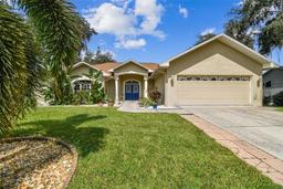 Picture of 1905 Masters Way, Plant City, FL 33566