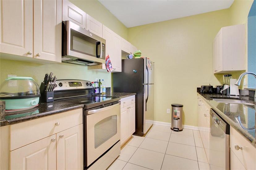 Picture of 2300 Silver Palm Drive Unit 303, Kissimmee FL 34747