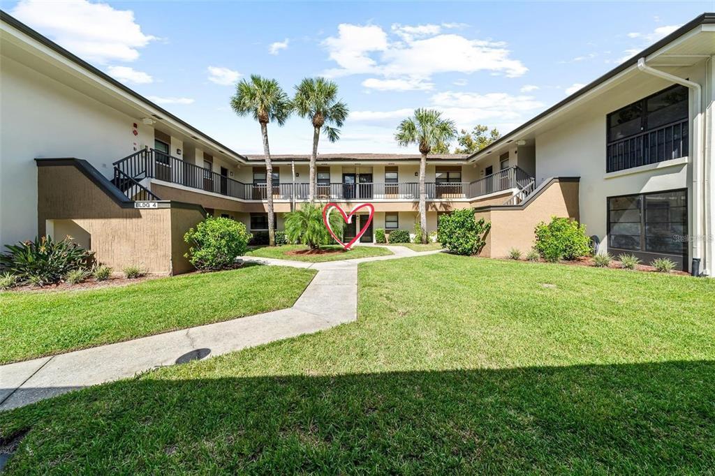 Picture of 2700 Nebraska Avenue Unit 4-103, Palm Harbor, FL 34684