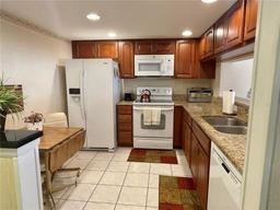 Picture of 2595 Countryside Boulevard Unit 8205, Clearwater, FL 33761