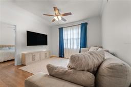 Picture of 501 Knights Run Avenue Unit 1222, Tampa, FL 33602