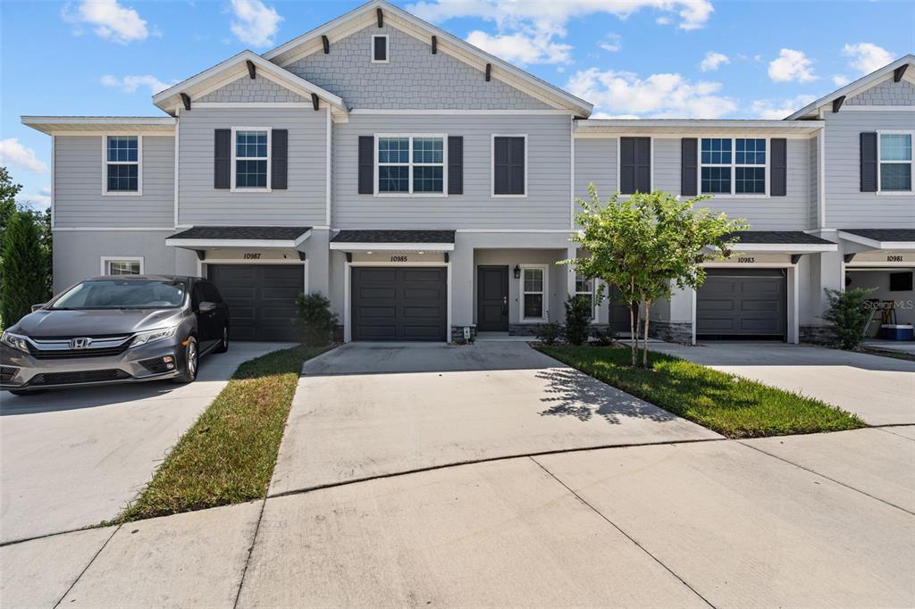 Picture of 10985 Brightleaf Court, Riverview, FL 33569