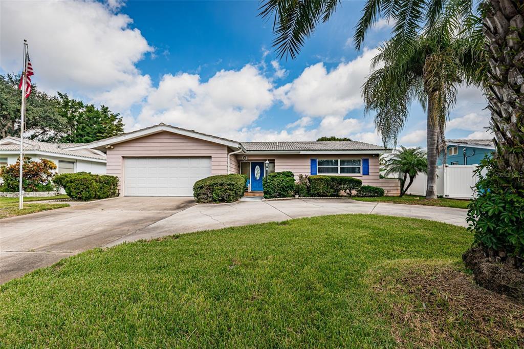 Picture of 11705 66Th Avenue N, Seminole, FL 33772