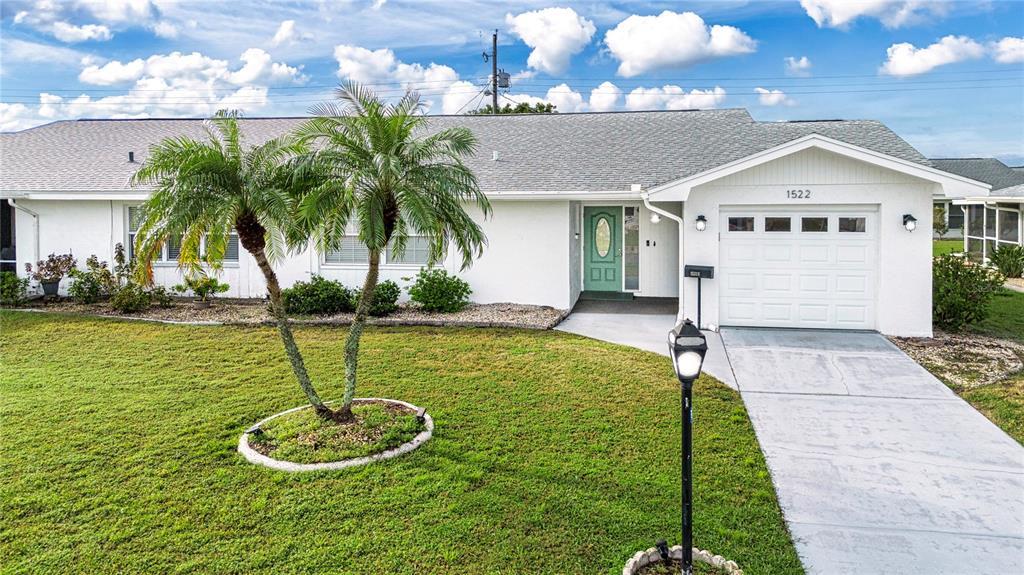 Picture of 1522 Belle Glade Avenue, Sun City Center, FL 33573