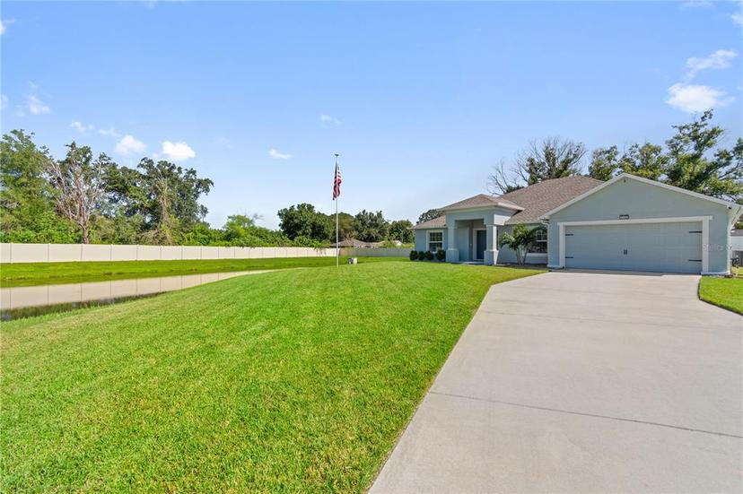 Picture of 230 Cove At Eagle Lake Circle, Eagle Lake FL 33839