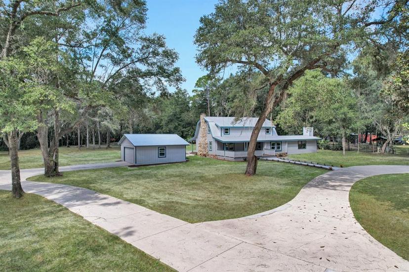 Picture of 107 Dinkla Lane, Palatka FL 32177