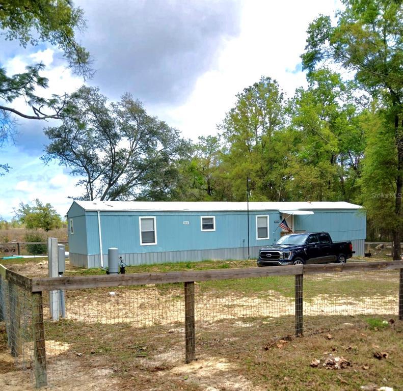 Picture of 9751 NE 69Th Place, Bronson, FL 32621