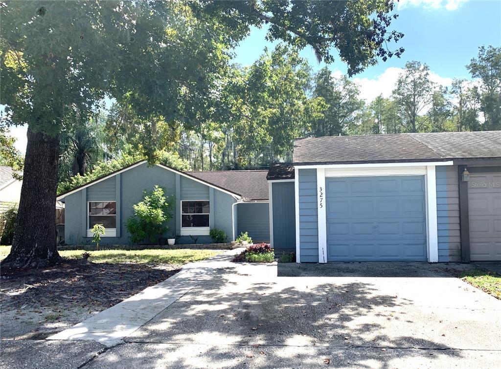 Picture of 3275 Fox Lake Drive, Tampa, FL 33618