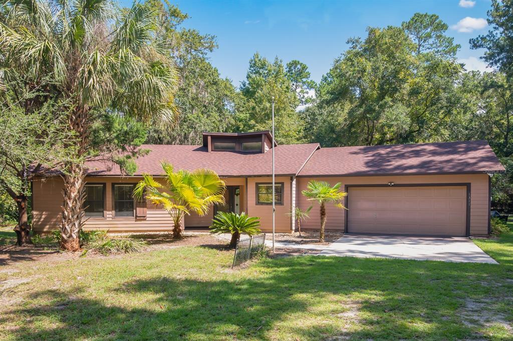 Picture of 11311 NE 211Th Terrace, Waldo, FL 32694