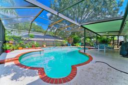 Picture of 2011 Green Juniper Lane, Brandon, FL 33511