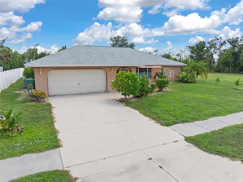 Picture of 7506 Spinnaker Boulevard, Englewood FL 34224