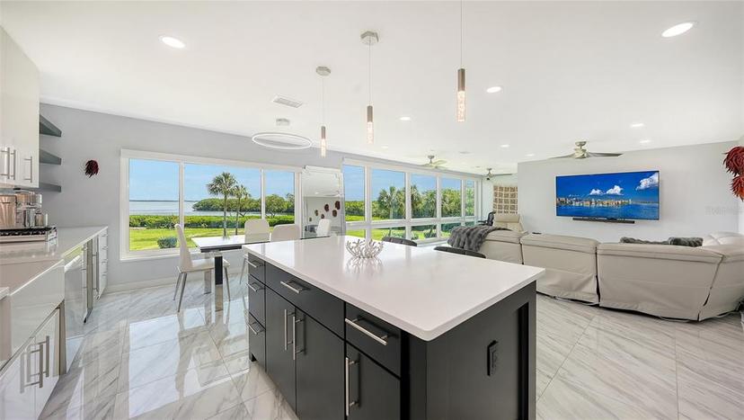 Picture of 4600 Gulf Of Mexico Drive Unit 203, Longboat Key FL 34228