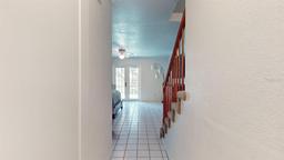 Picture of 9550 Tara Cay Court Unit 17, Seminole, FL 33776