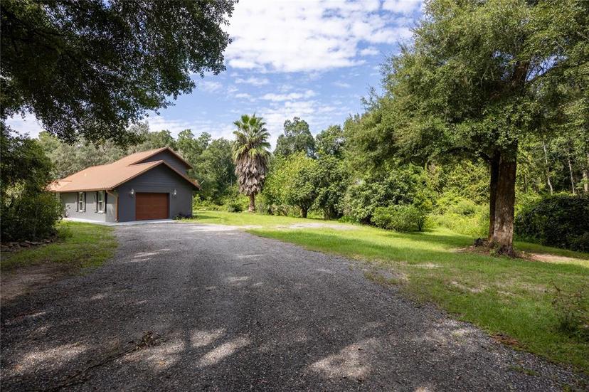 Picture of 131 Riley Lake Drive, Hawthorne FL 32640