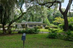 Picture of 20 SE Nelsons Point, Keystone Heights, FL 32656