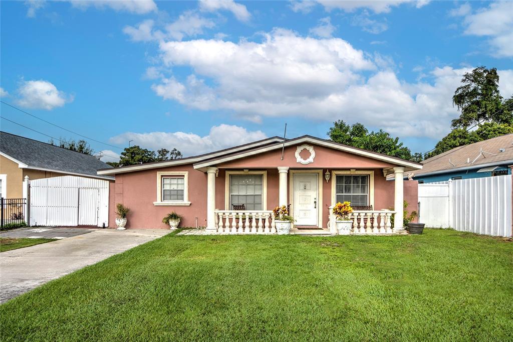 Picture of 6906 N Clark Avenue, Tampa, FL 33614