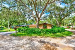 Picture of 1895 Lake Judy Lee Drive, Largo, FL 33771