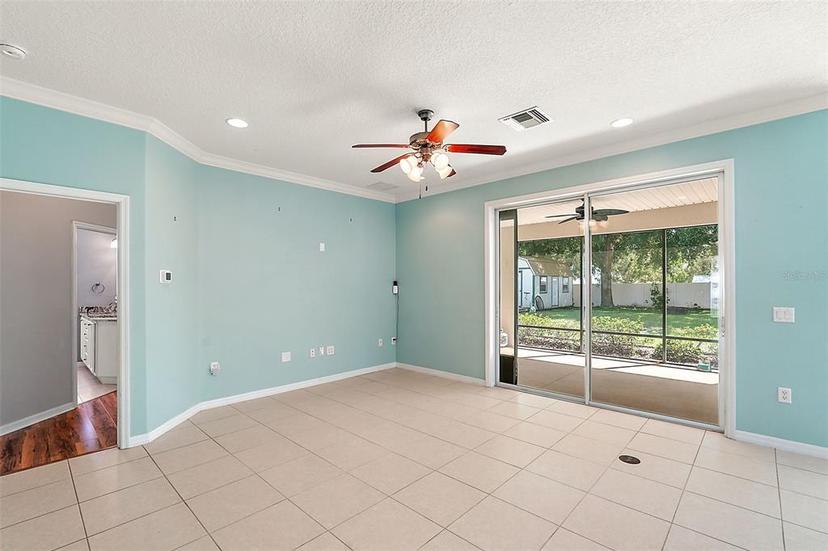 Picture of 13012 Yale Bluff Drive, Grand Island FL 32735