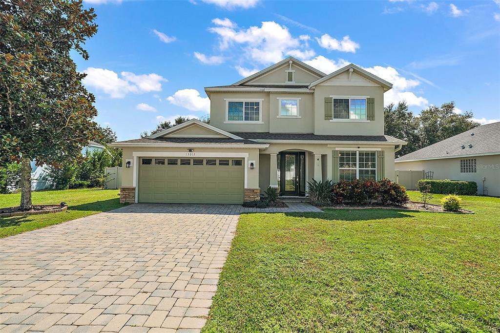 Picture of 13012 Yale Bluff Drive, Grand Island, FL 32735