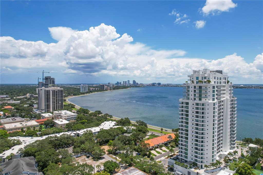 Picture of 3401 Bayshore Boulevard Unit 1801, Tampa, FL 33629