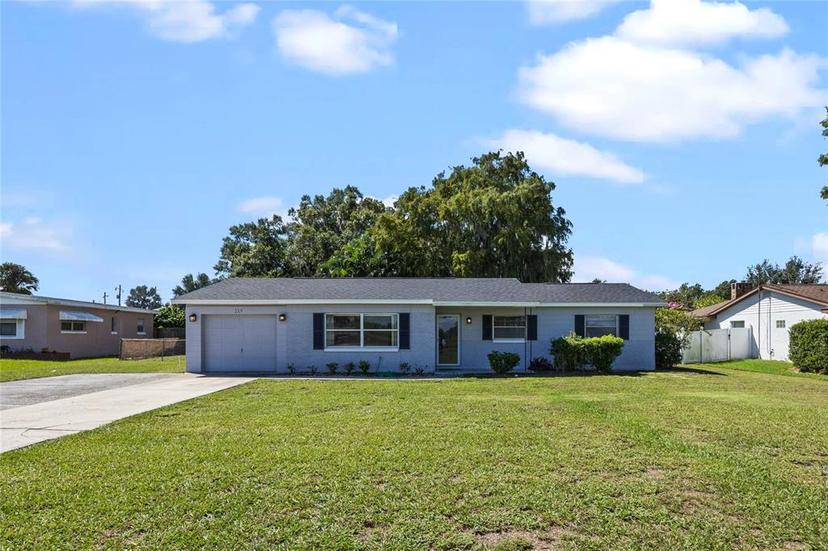 Picture of 2009 Lakeshore Boulevard, Saint Cloud FL 34769