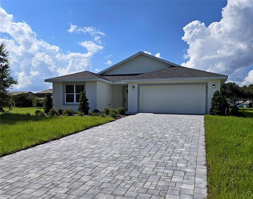 Picture of 1024 Lakeside Way, Sebring FL 33876