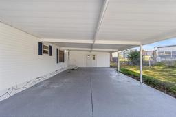 Picture of 4800 SE 132Nd Place, Belleview, FL 34420