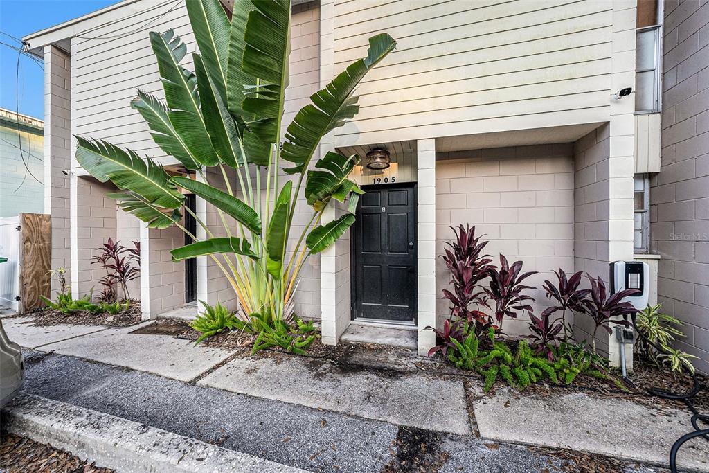 Picture of 1905 E Mulberry Drive Unit 1, Tampa, FL 33604