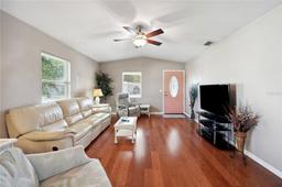 Picture of 4829 Colonnades Circle E, Lakeland, FL 33811