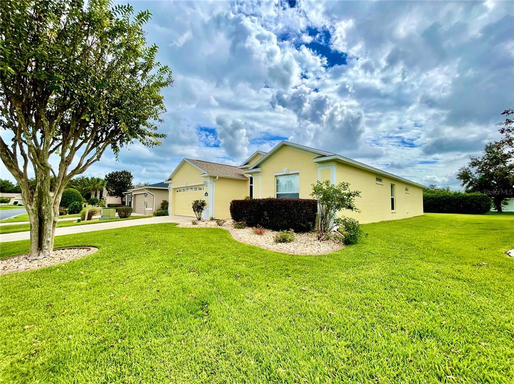 Picture of 1690 SW 158Th Lane, Ocala, FL 34473