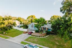 Picture of 3500 Sail Fish Avenue, Fruitland Park, FL 34731