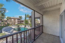 Picture of 3841 S Lake Drive Unit 200, Tampa, FL 33614