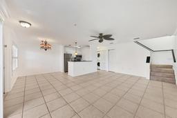 Picture of 850 S Tamiami Trail Unit 833, Sarasota, FL 34236