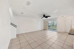 Picture of 850 S Tamiami Trail Unit 833, Sarasota, FL 34236