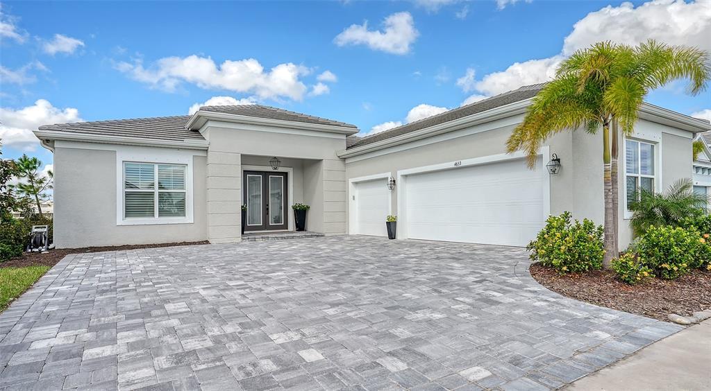 Picture of 4653 Antrim Drive, Sarasota, FL 34240