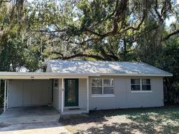 Picture of 104 E Mcclendon Street, Lady Lake, FL 32159