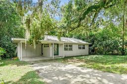 Picture of 104 E Mcclendon Street, Lady Lake, FL 32159