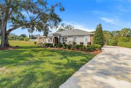 Picture of 5631 Spinnaker Loop, Lady Lake, FL 32159