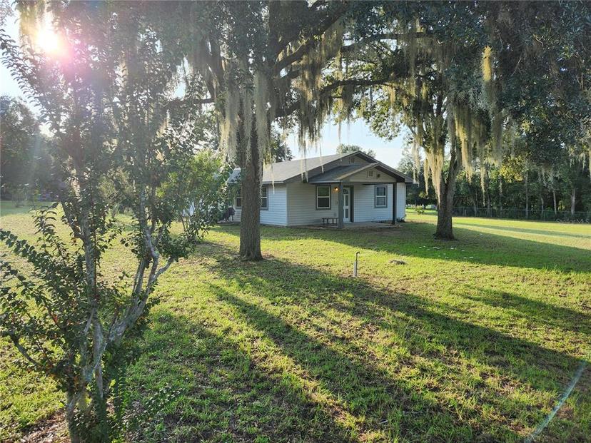 Picture of 13208 Massachusetts Avenue, Astatula FL 34705