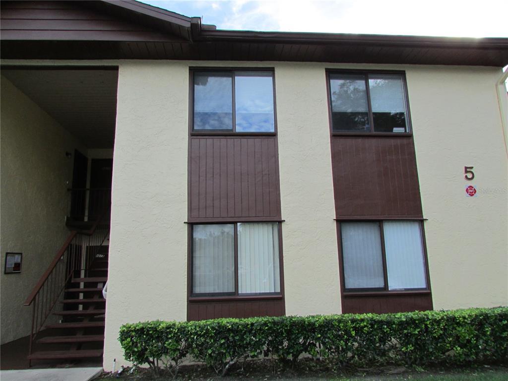 Picture of 505 Fairways Lane Unit B, Ocala, FL 34472