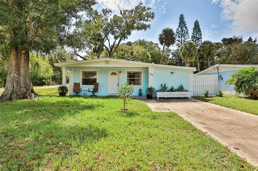 Picture of 128 Oak Ridge Avenue, Edgewater FL 32132