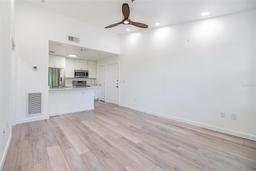 Picture of 11901 4Th Street N Unit 11305, St Petersburg, FL 33716