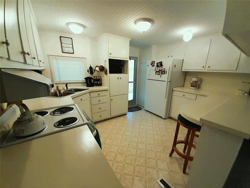 Picture of 1100 University Parkway Unit 58, Sarasota FL 34234