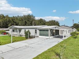 Picture of 10037 SE 24Th Drive, Webster, FL 33597